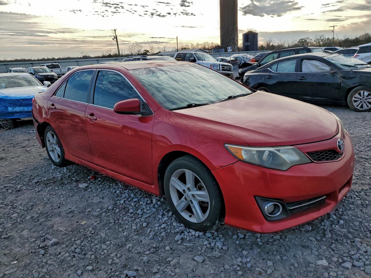 2012 TOYOTA CAMRY BASE photo 4