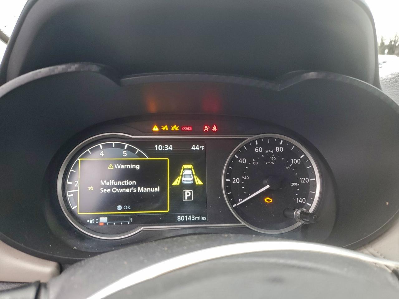 2020 NISSAN VERSA SV photo 17