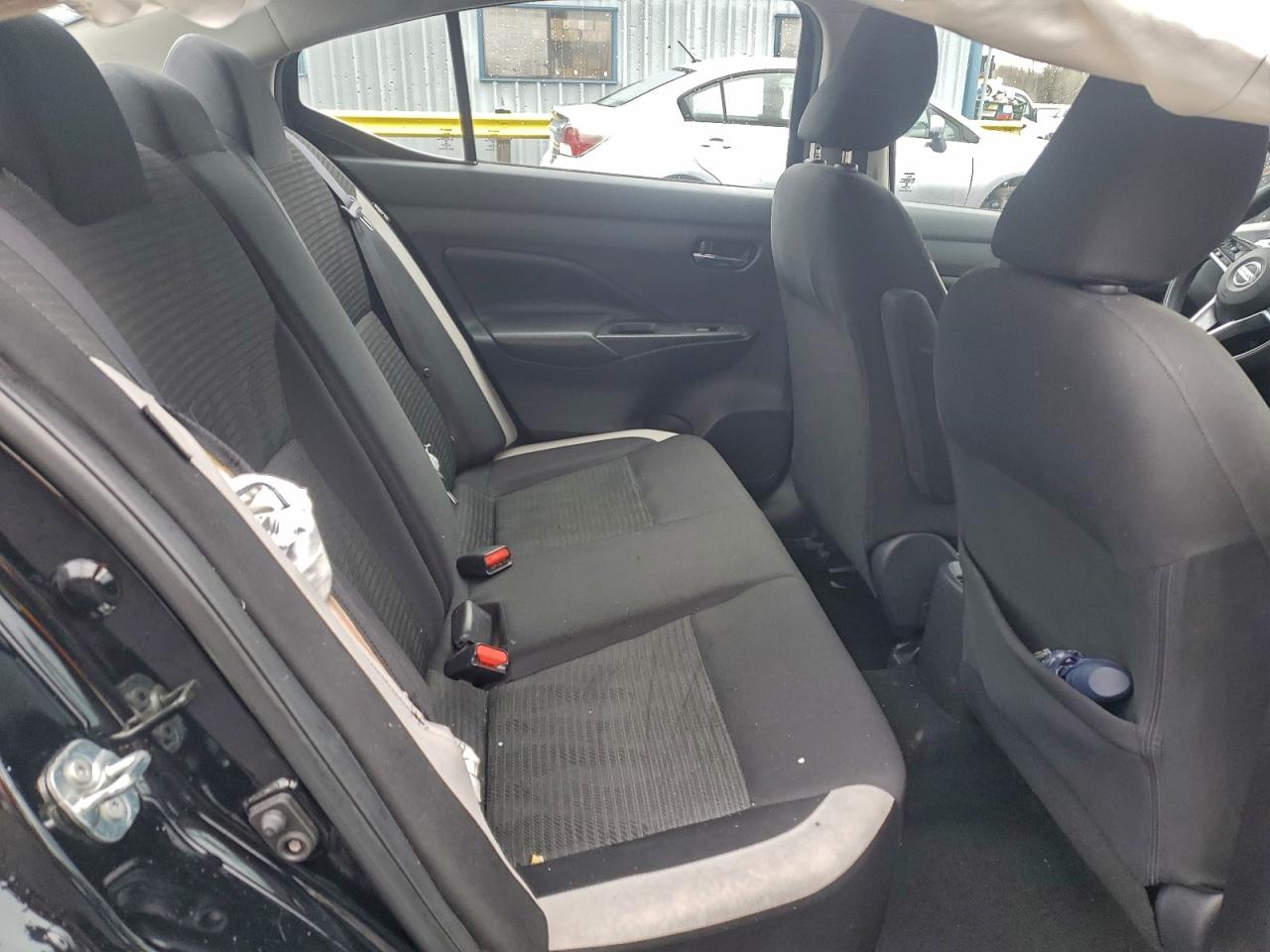 2020 NISSAN VERSA SV photo 19