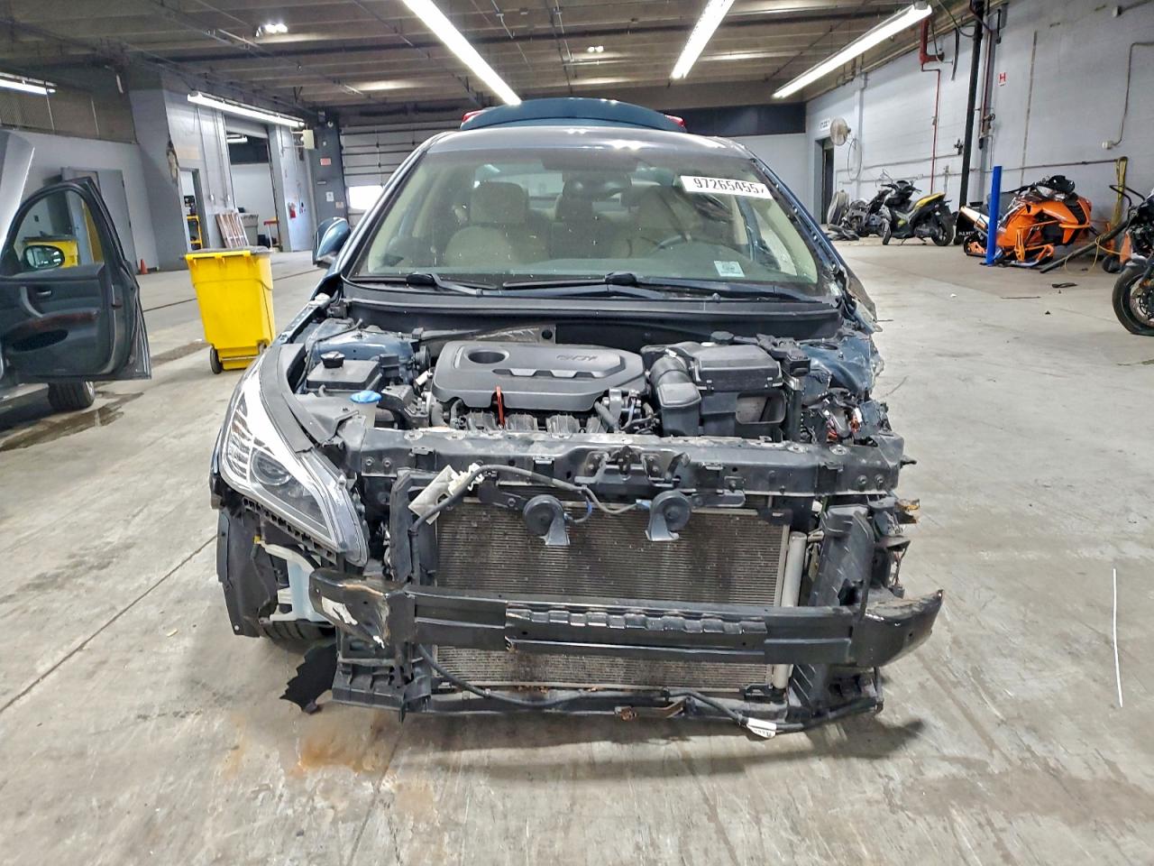 2016 HYUNDAI SONATA SE photo 9