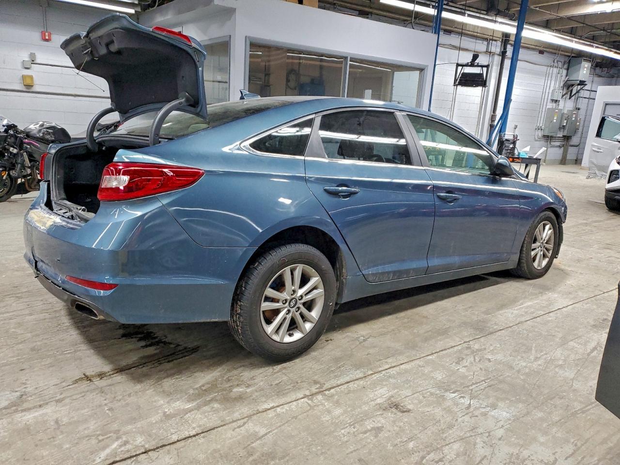 2016 HYUNDAI SONATA SE photo 5