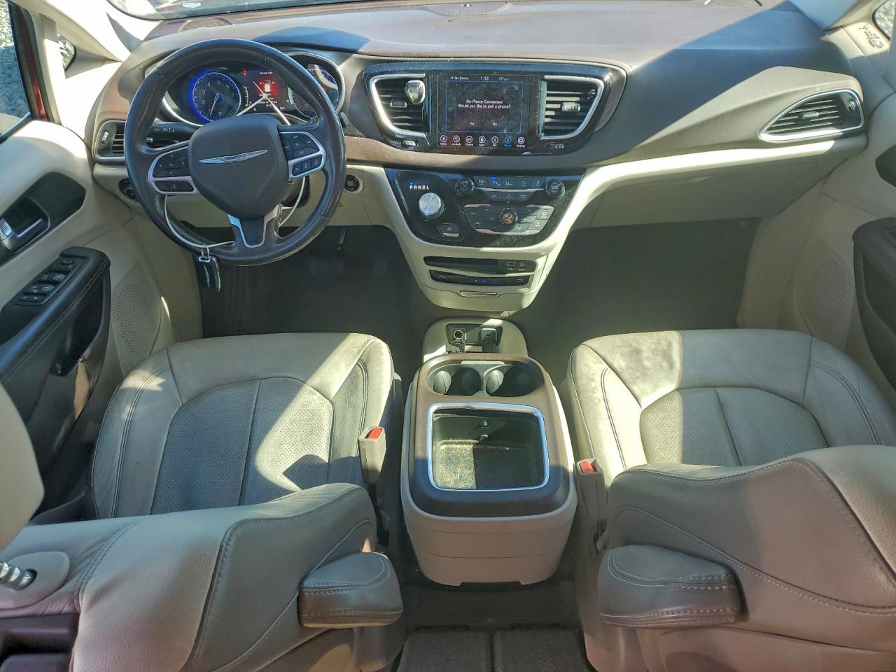 2019 CHRYSLER PACIFICA TOURING L PLUS photo 15