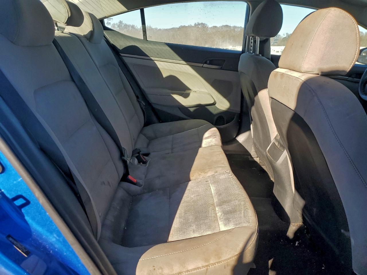 2017 HYUNDAI ELANTRA SE photo 37