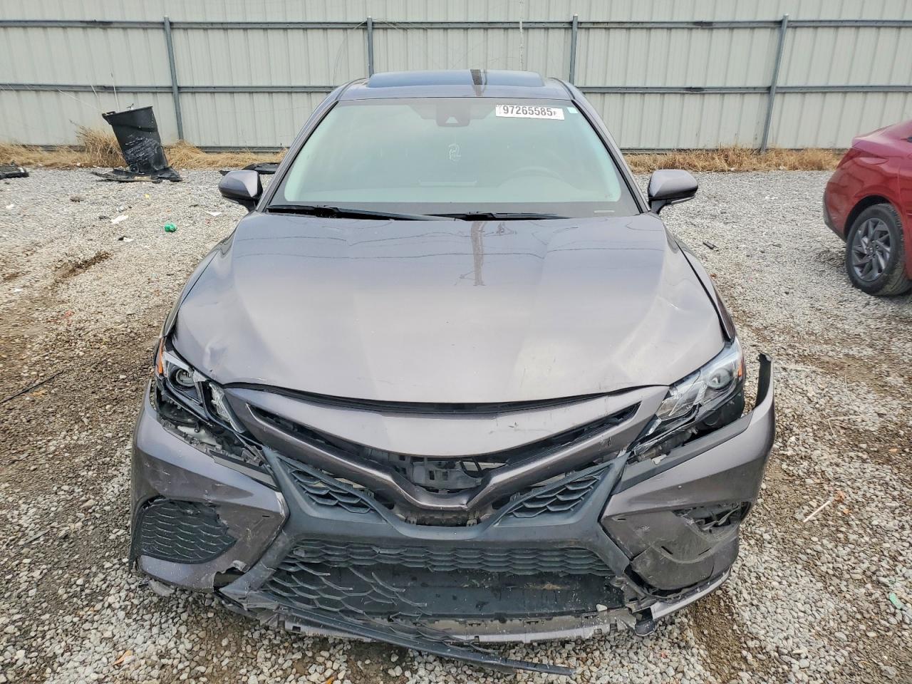 2021 TOYOTA CAMRY SE photo 17