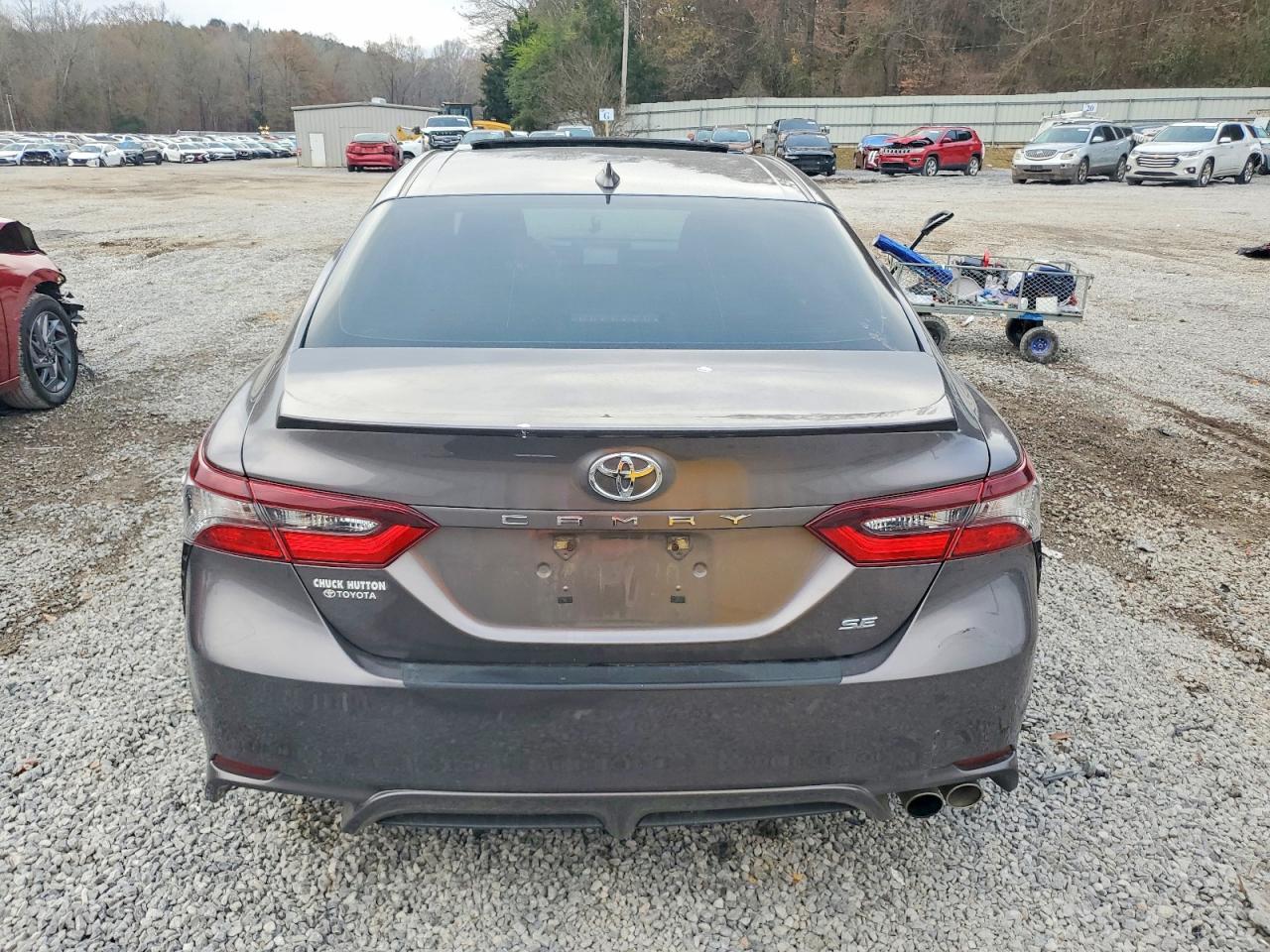 2021 TOYOTA CAMRY SE photo 21