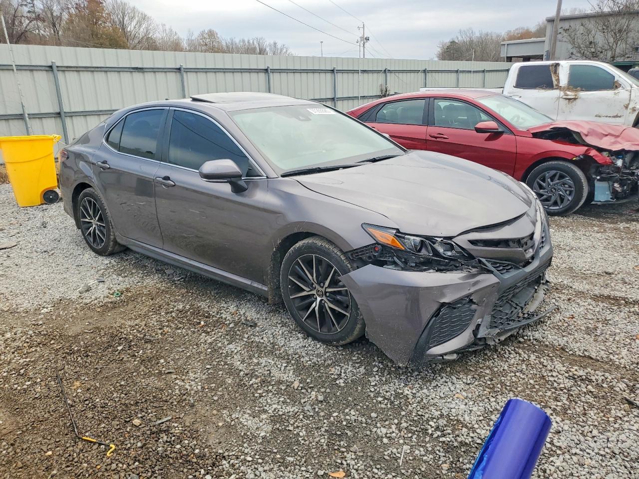 2021 TOYOTA CAMRY SE photo 13
