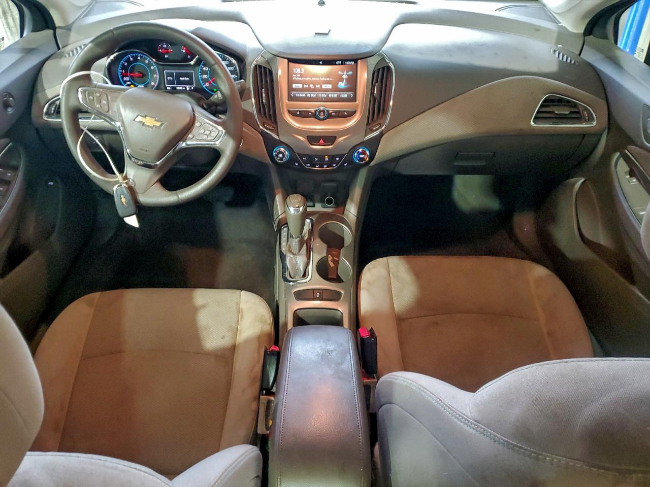 2016 CHEVROLET CRUZE LT photo 22