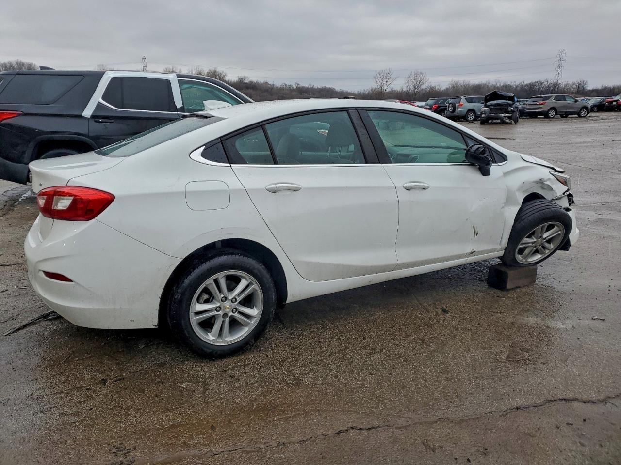 2016 CHEVROLET CRUZE LT photo 7