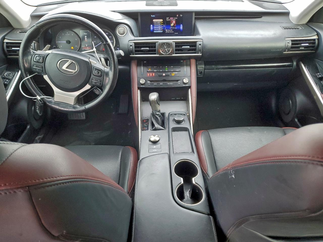 2017 LEXUS IS 200T photo 22