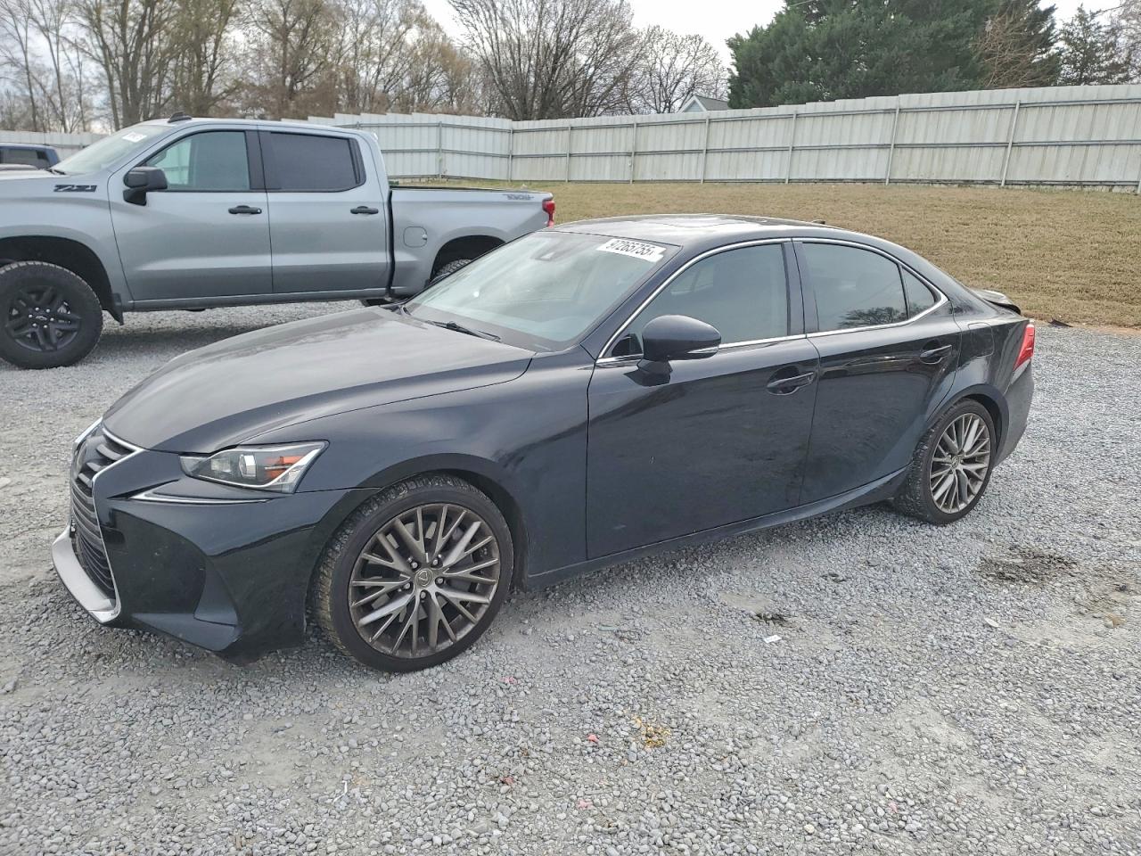 2017 LEXUS IS