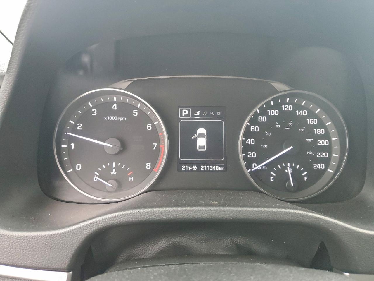 2018 HYUNDAI ELANTRA SEL photo 9