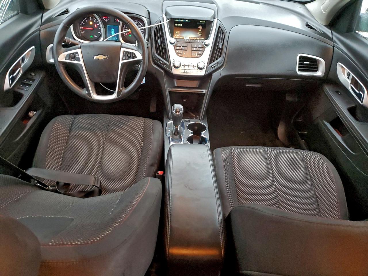 2017 CHEVROLET EQUINOX LT photo 8