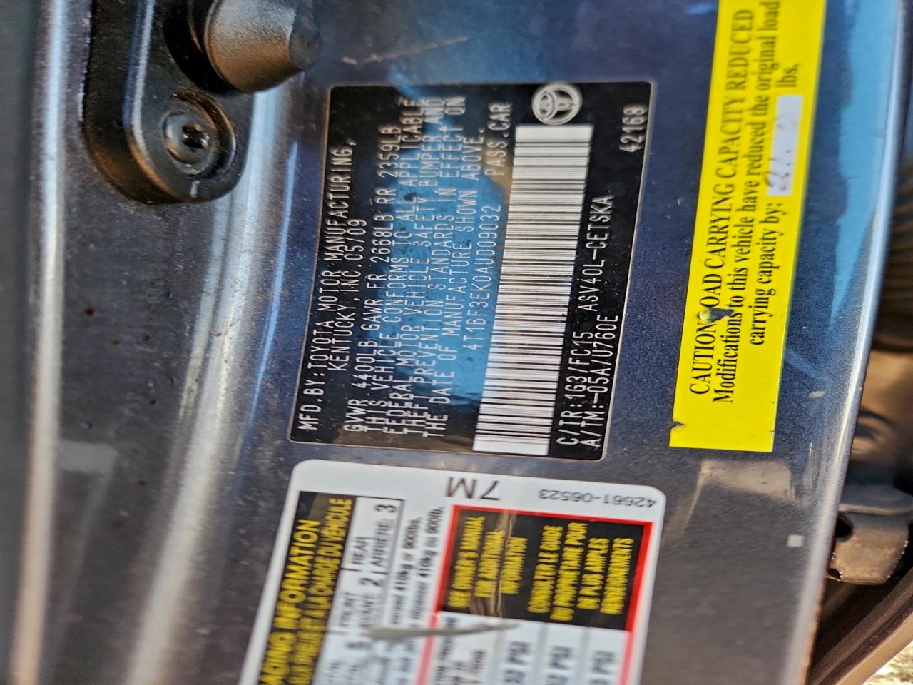 2010 TOYOTA CAMRY BASE photo 12