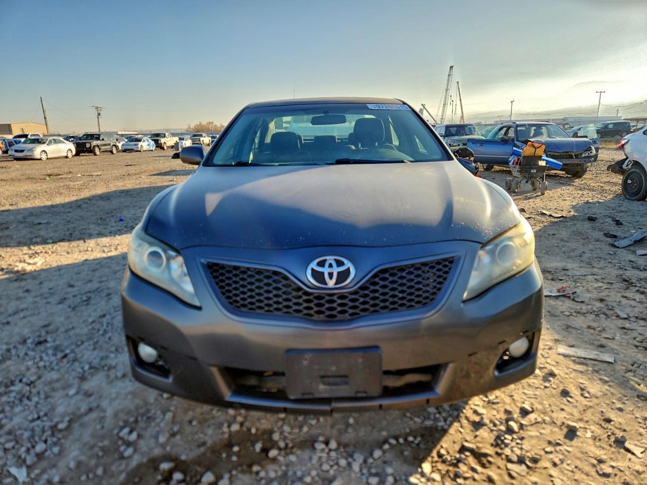 2010 TOYOTA CAMRY BASE photo 5
