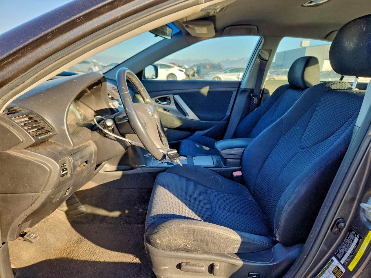 2010 TOYOTA CAMRY BASE photo 7