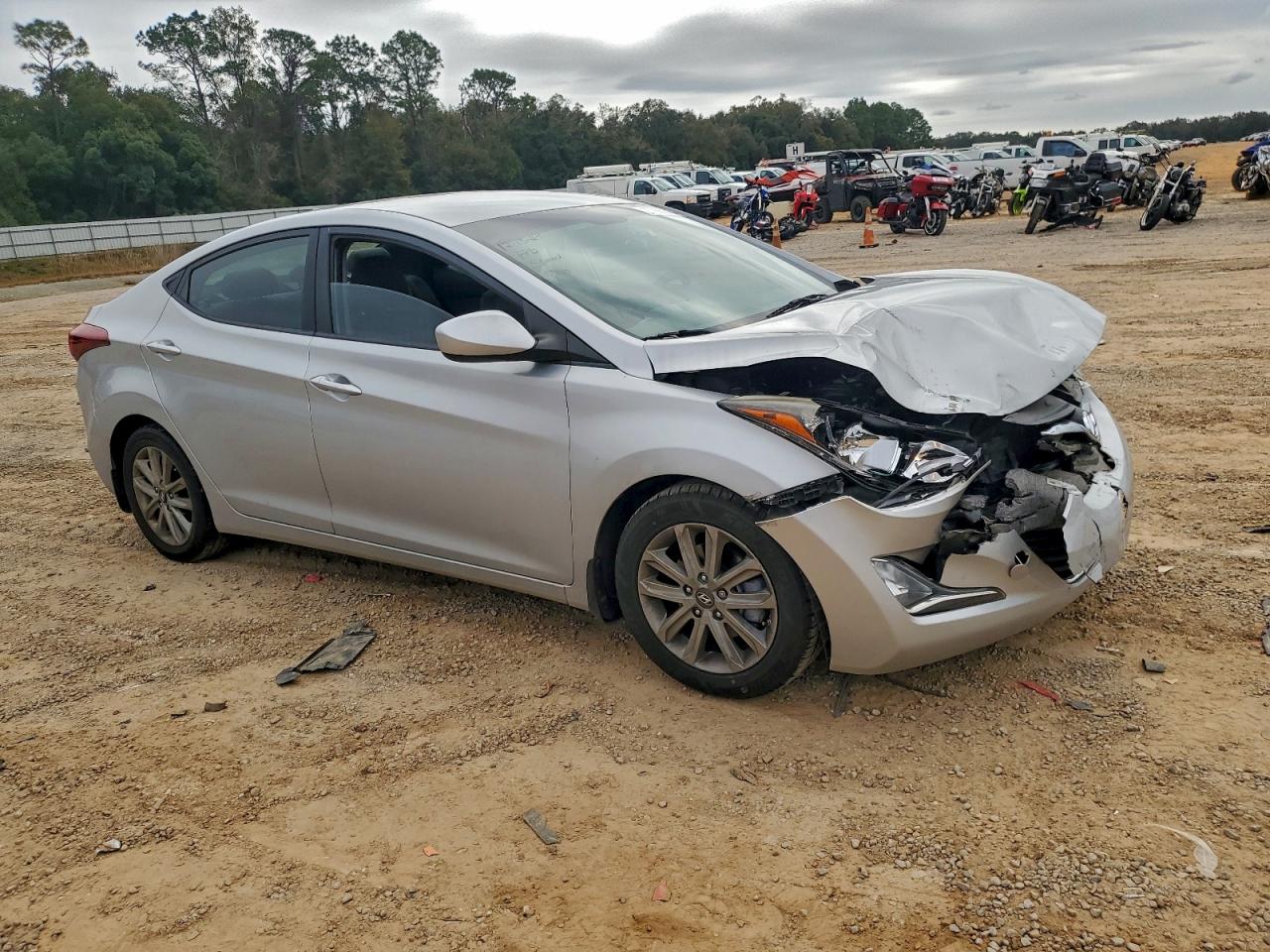 2015 HYUNDAI ELANTRA SE photo 10