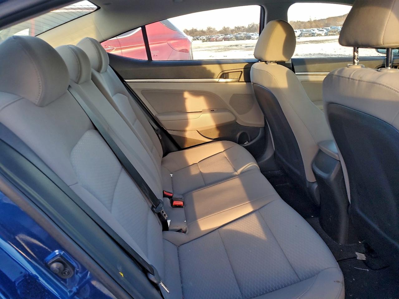 2019 HYUNDAI ELANTRA SEL photo 28