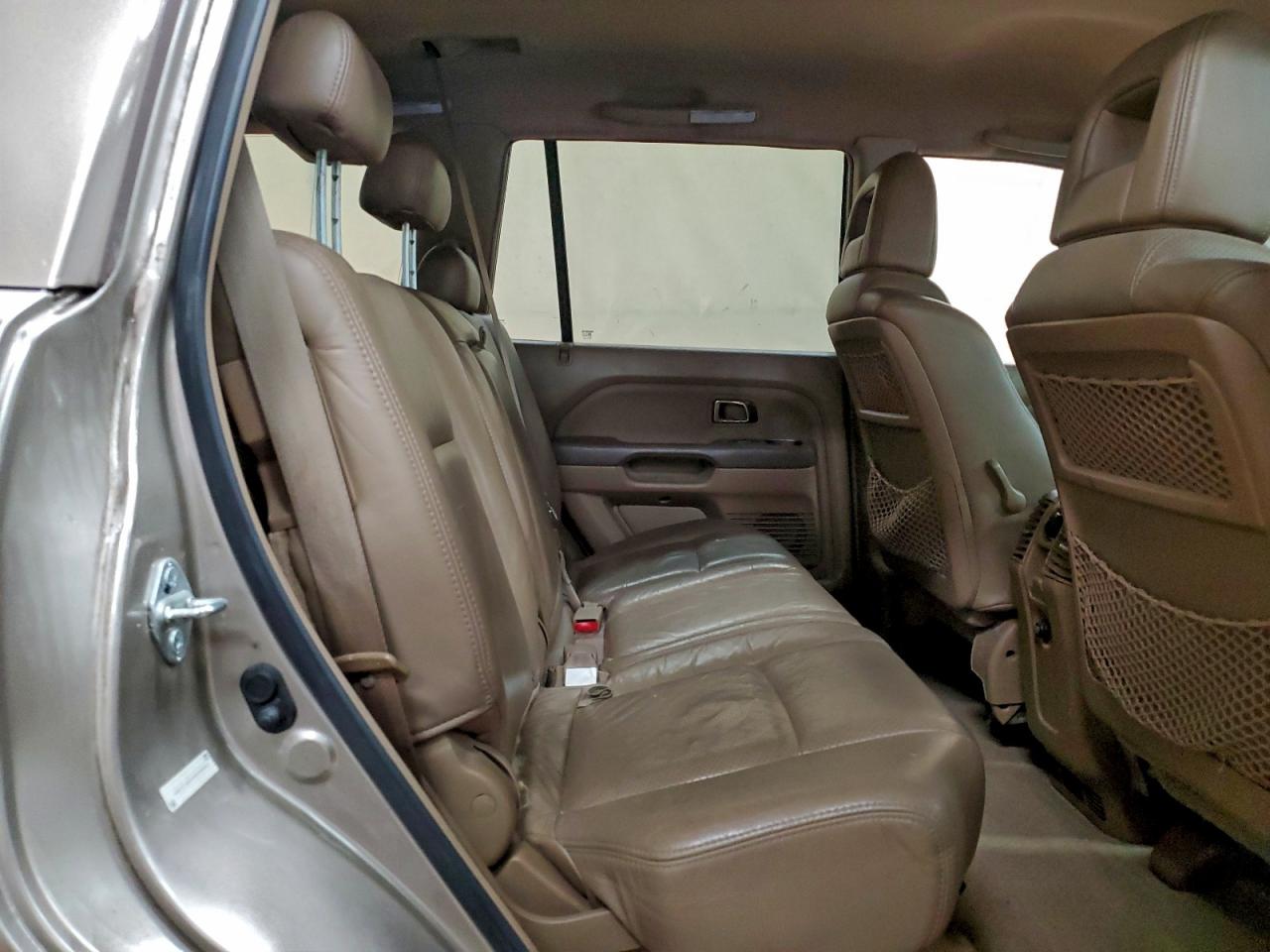 2004 HONDA PILOT EXL photo 11