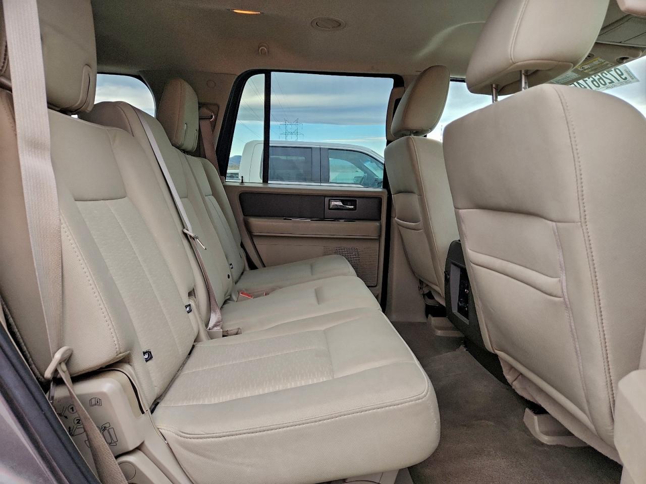 2012 FORD EXPEDITION XLT photo 11