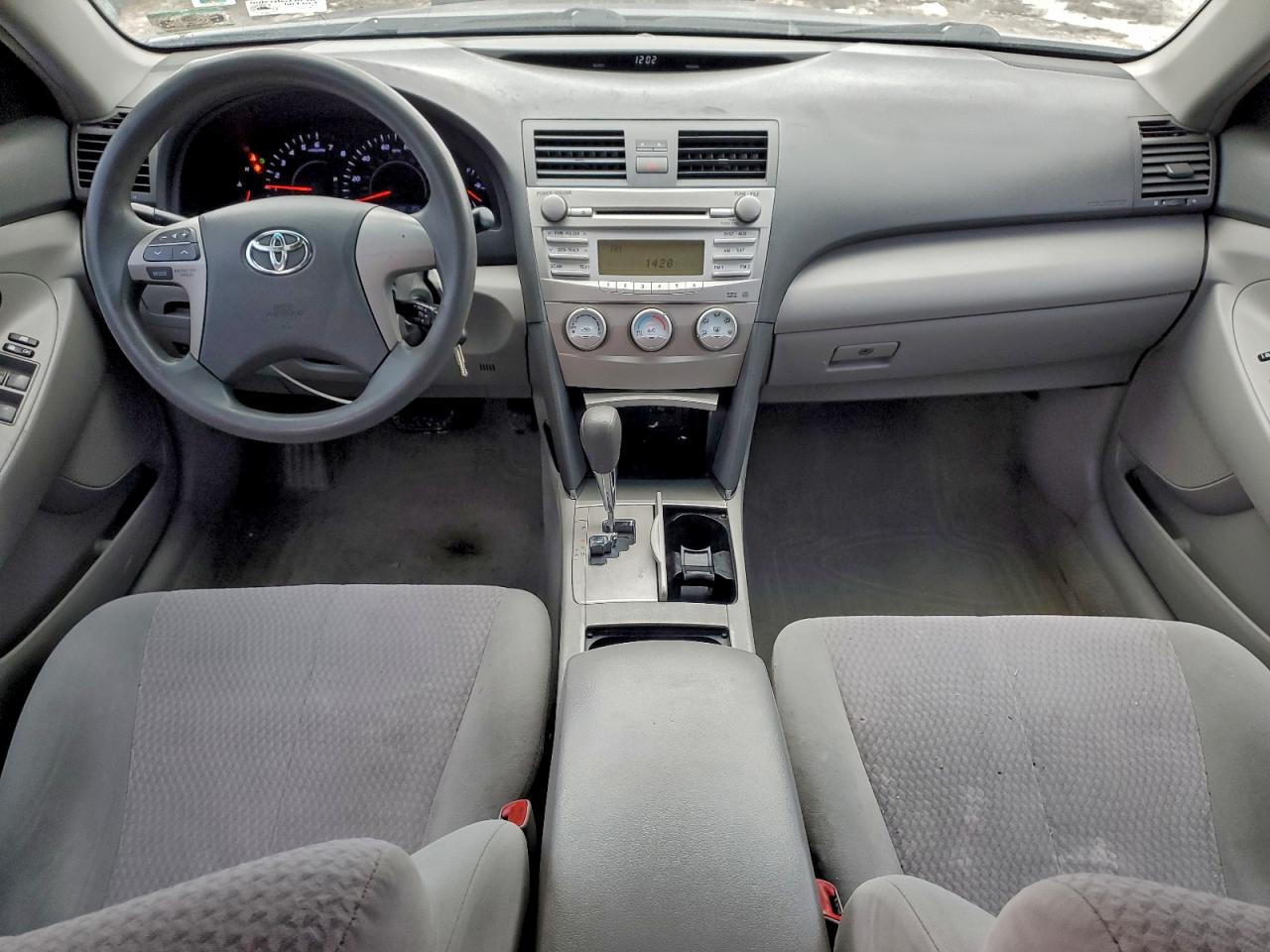 2011 TOYOTA CAMRY BASE photo 15