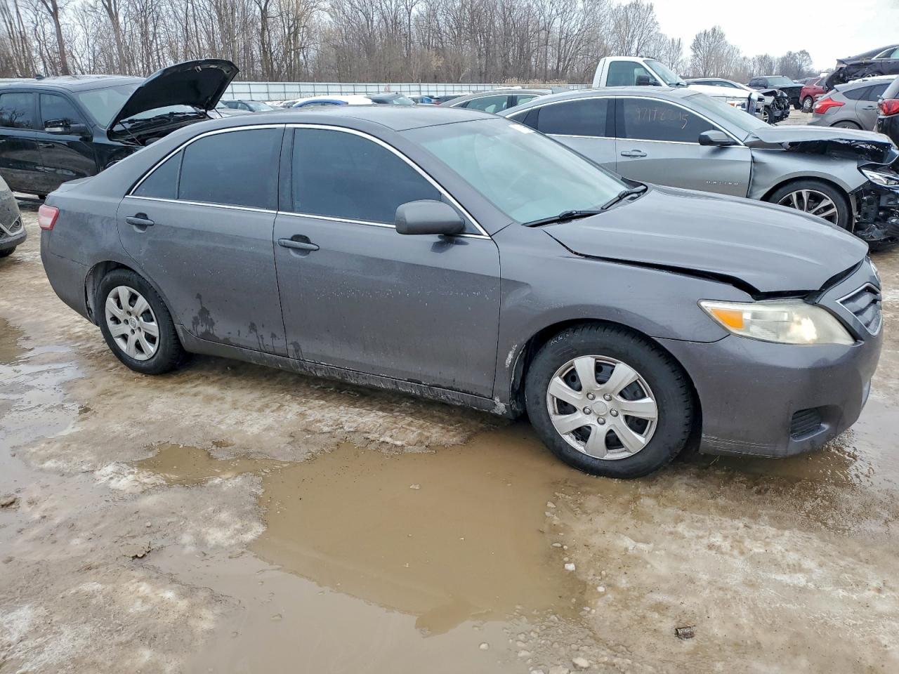 2011 TOYOTA CAMRY BASE photo 7