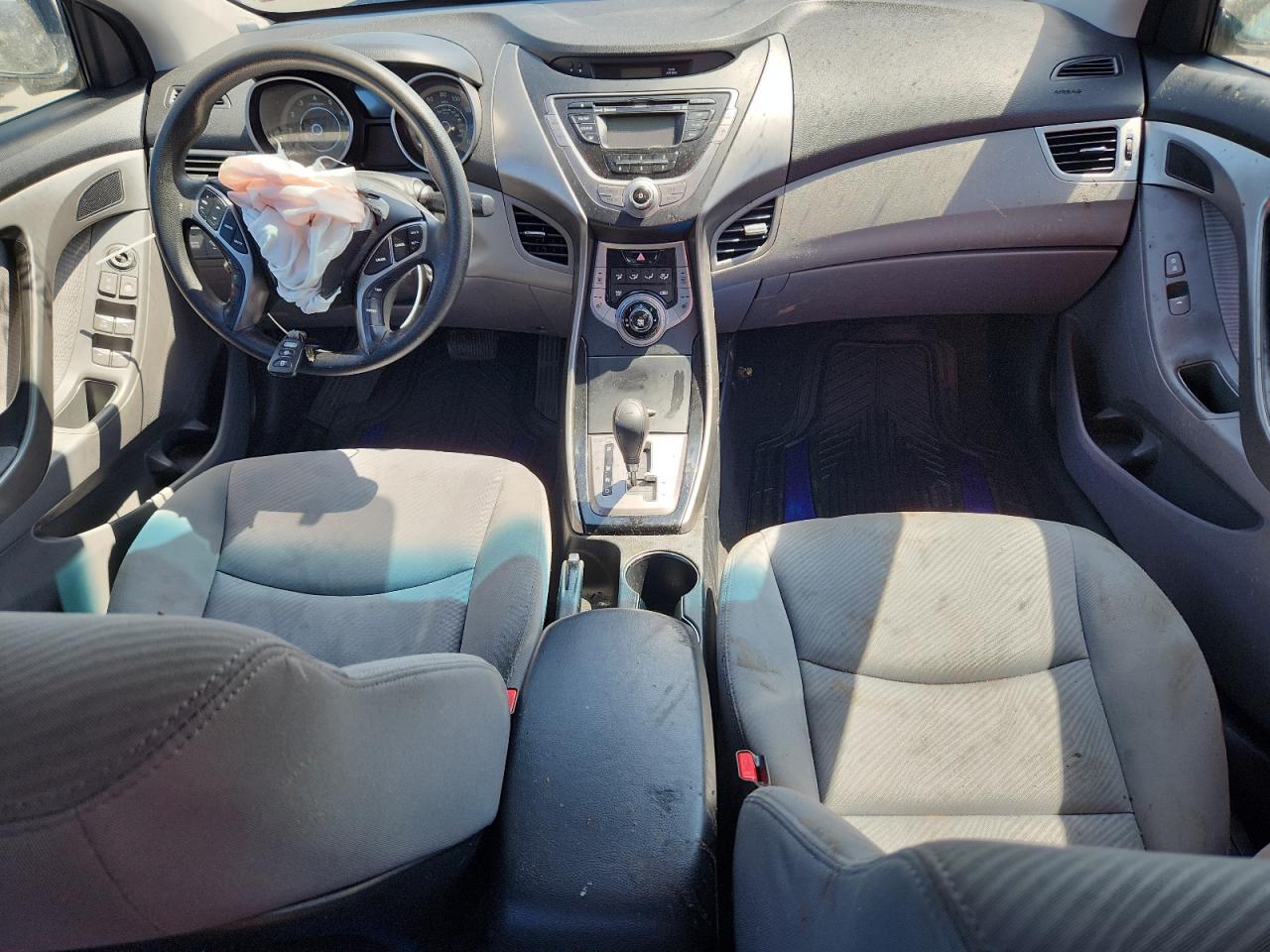 2013 HYUNDAI ELANTRA GLS photo 8
