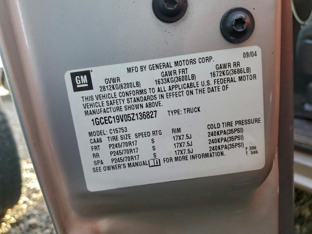 2005 CHEVROLET SILVERADO C1500 photo 12