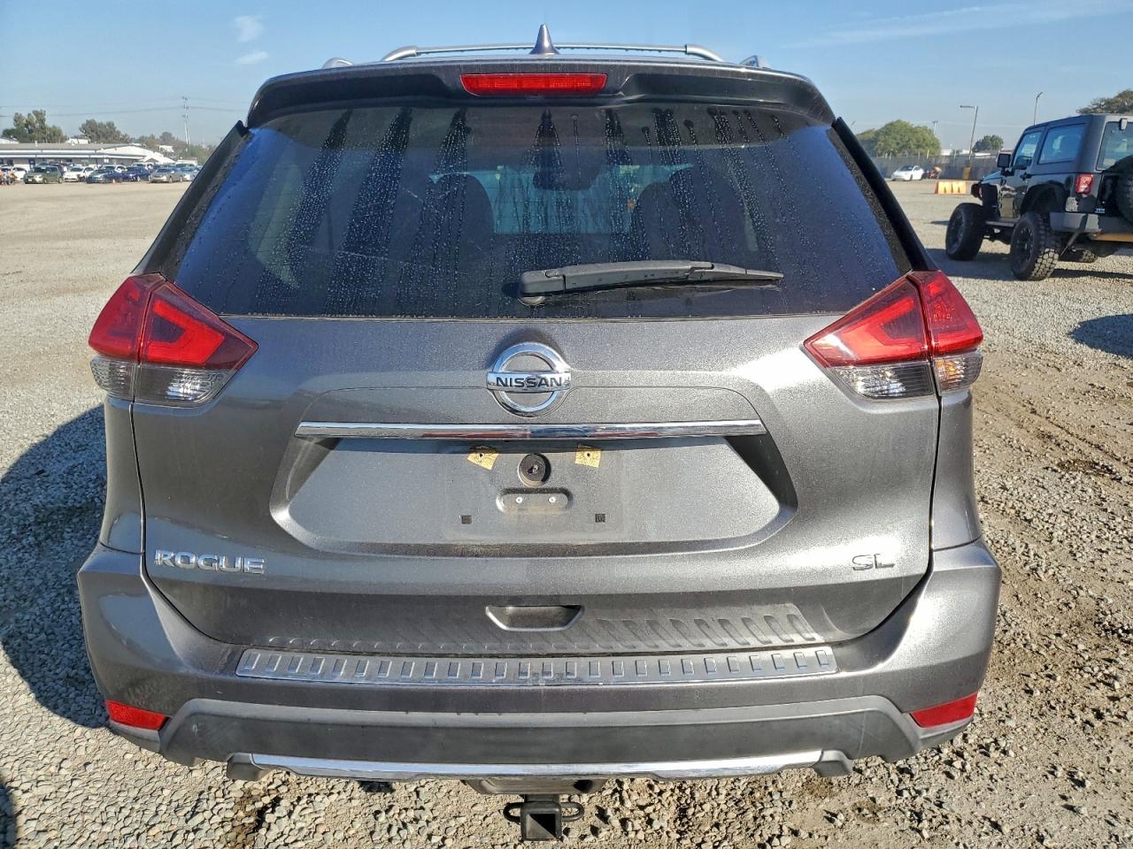 2017 NISSAN ROGUE S photo 6