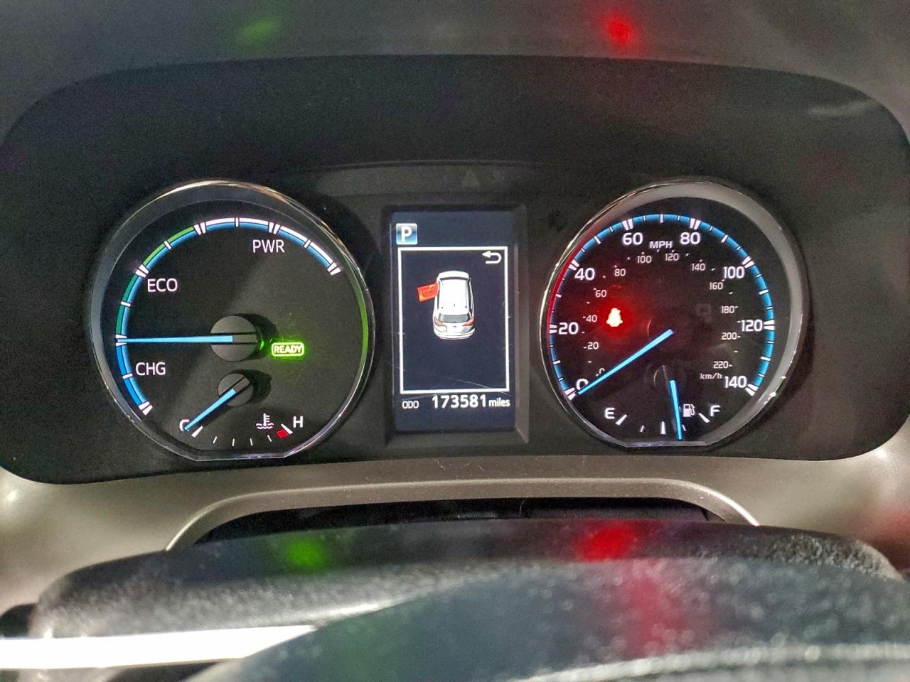 2016 TOYOTA RAV4 HV XLE photo 9