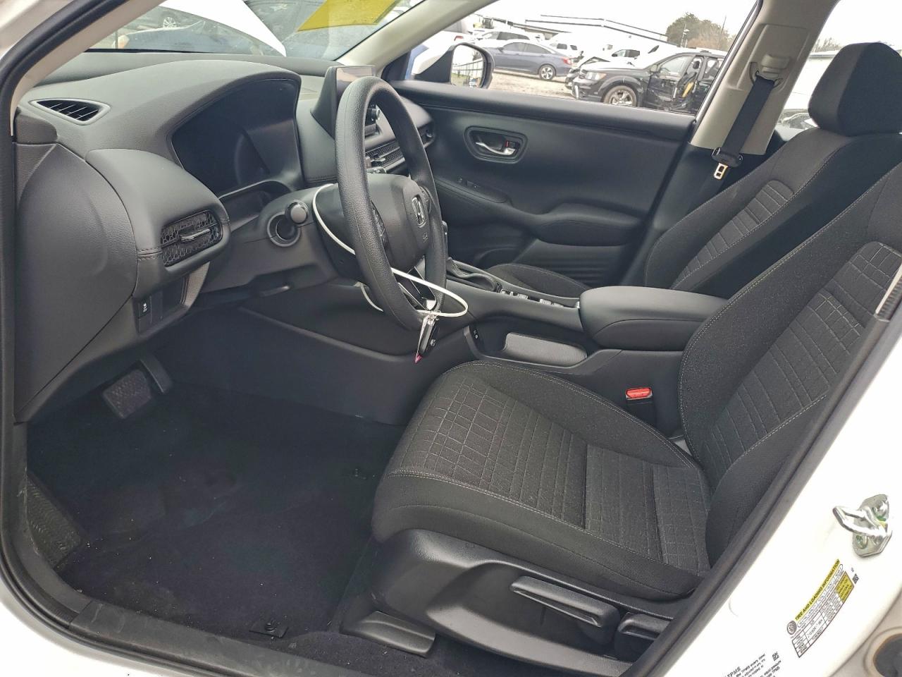 2024 HONDA HR-V LX photo 13