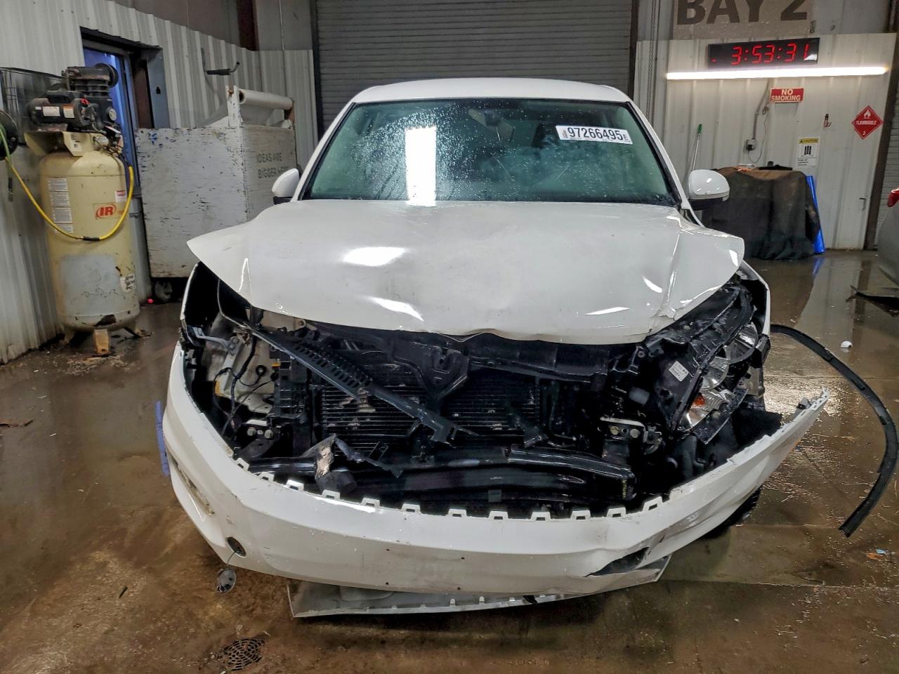 2013 VOLKSWAGEN TIGUAN S photo 5