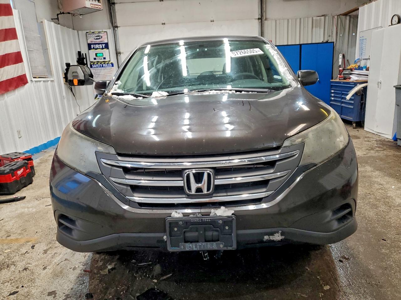 2014 HONDA CR-V LX photo 5