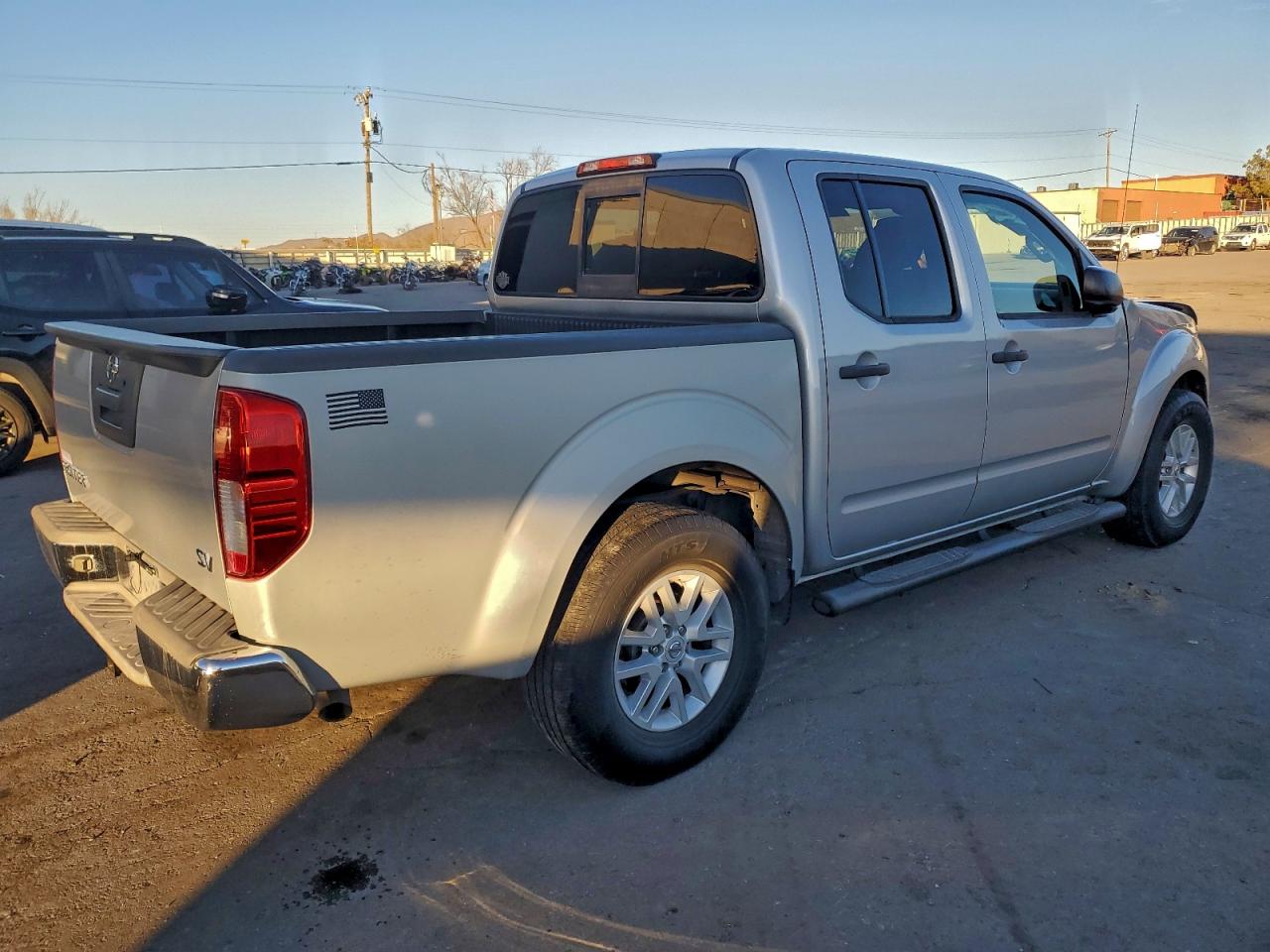2017 NISSAN FRONTIER S photo 3