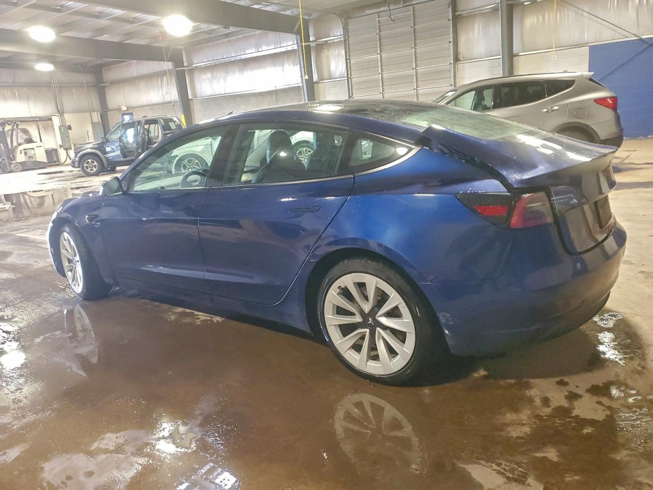 2022 TESLA MODEL 3 photo 3