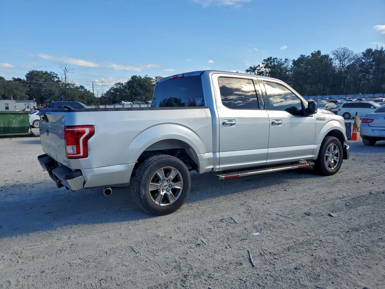 2015 FORD F150 SUPERCREW photo 3