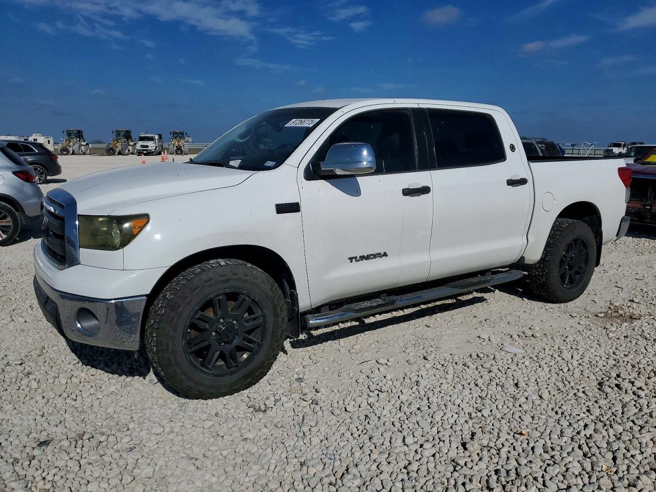 2012 TOYOTA TUNDRA