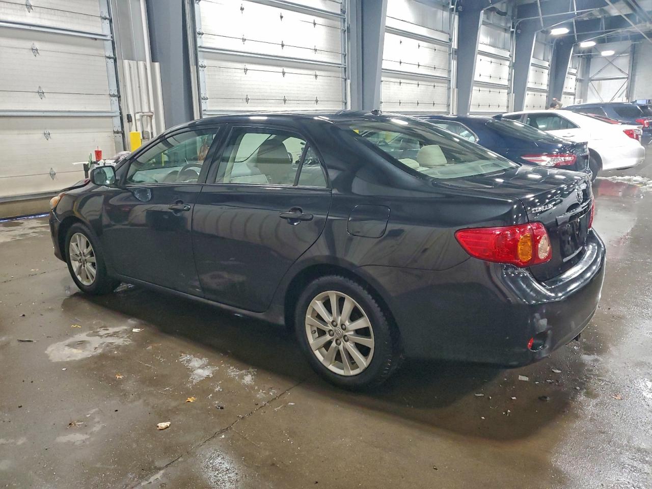 2009 TOYOTA COROLLA BASE photo 2