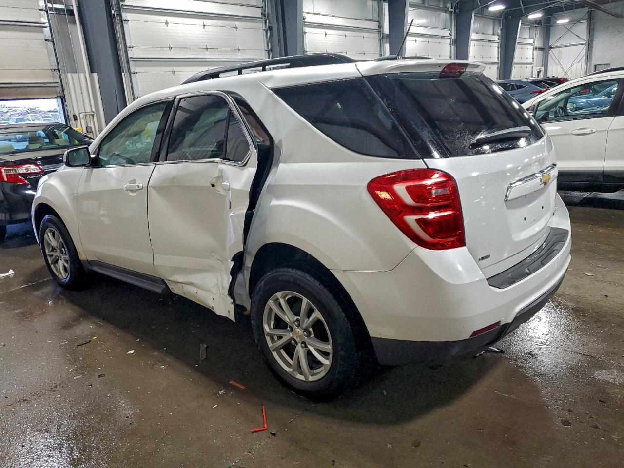 2016 CHEVROLET EQUINOX LT photo 3