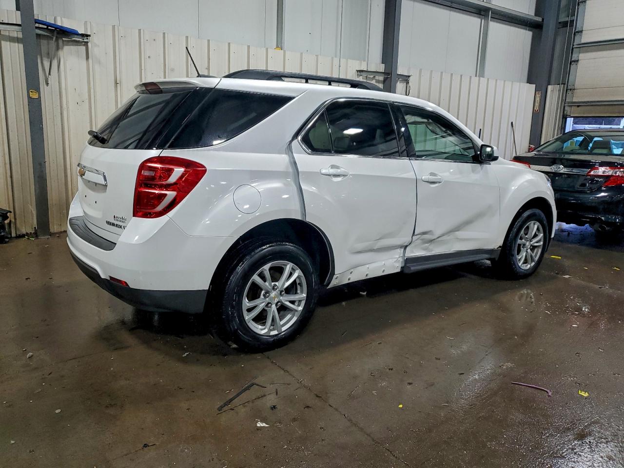 2016 CHEVROLET EQUINOX LT photo 5