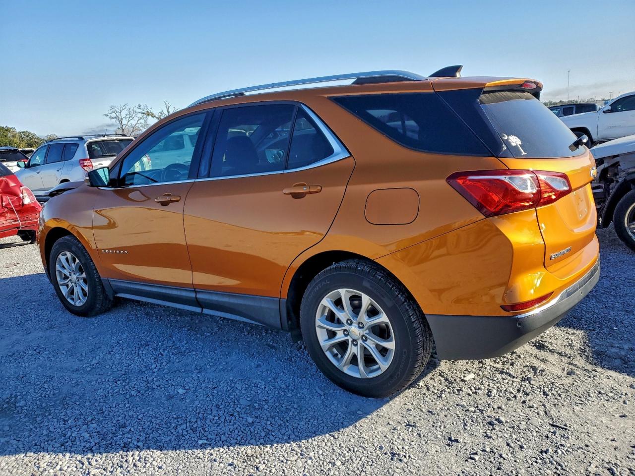 2018 CHEVROLET EQUINOX LT photo 4