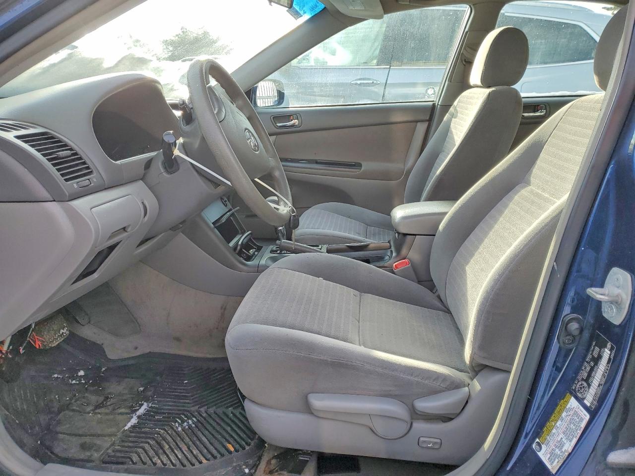 2006 TOYOTA CAMRY LE photo 7
