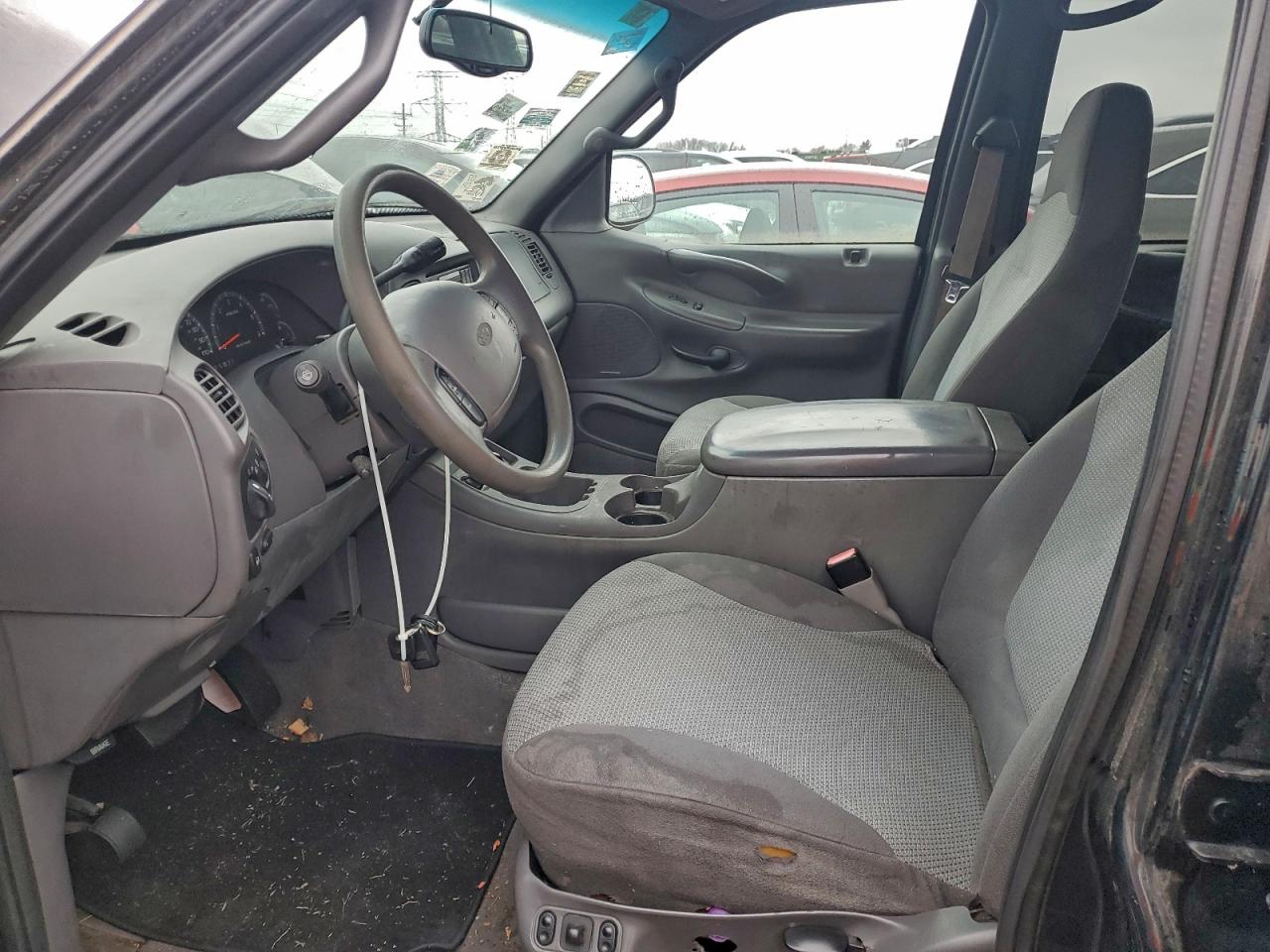2001 FORD EXPEDITION XLT photo 13