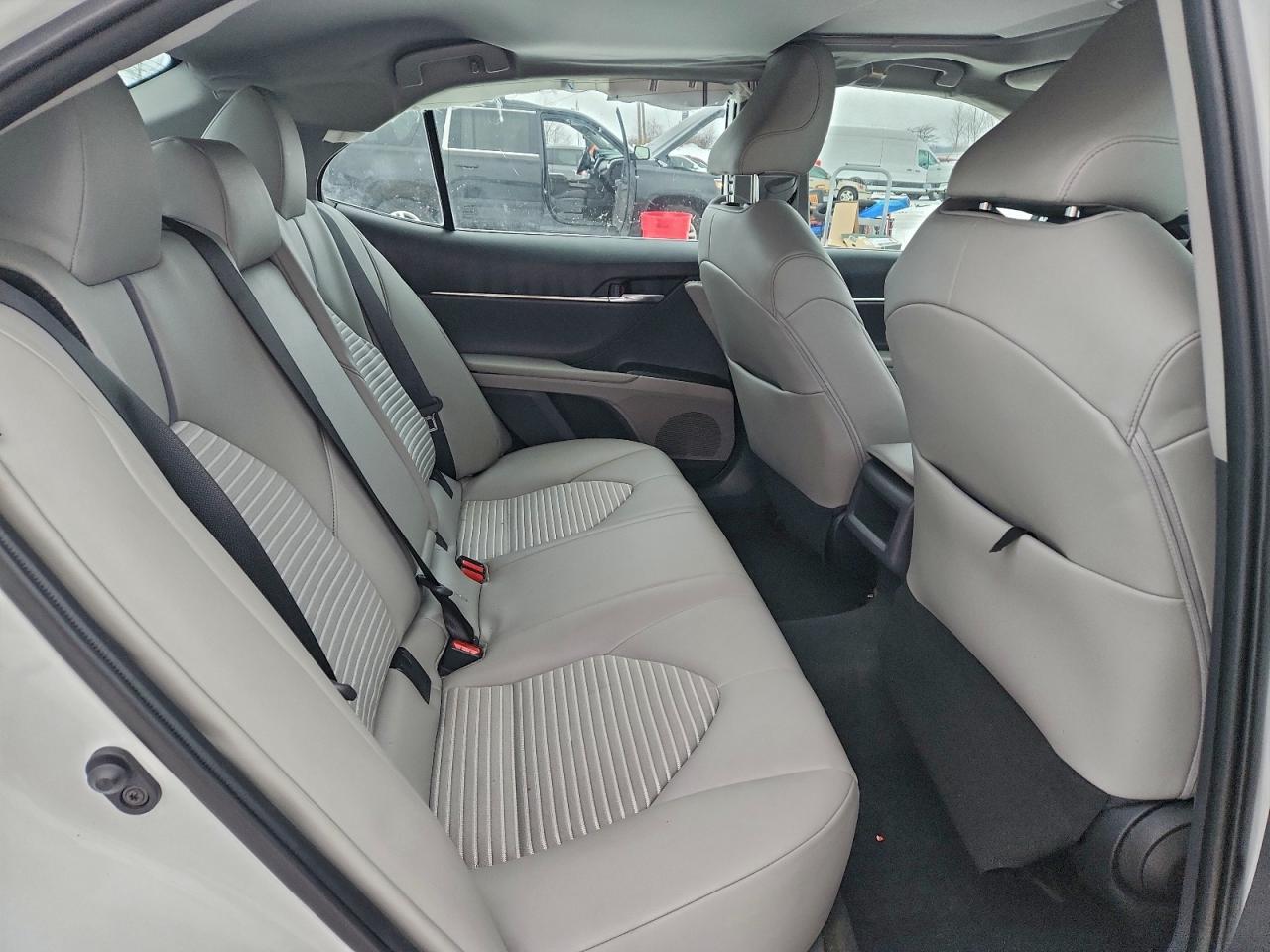 2022 TOYOTA CAMRY SE photo 10
