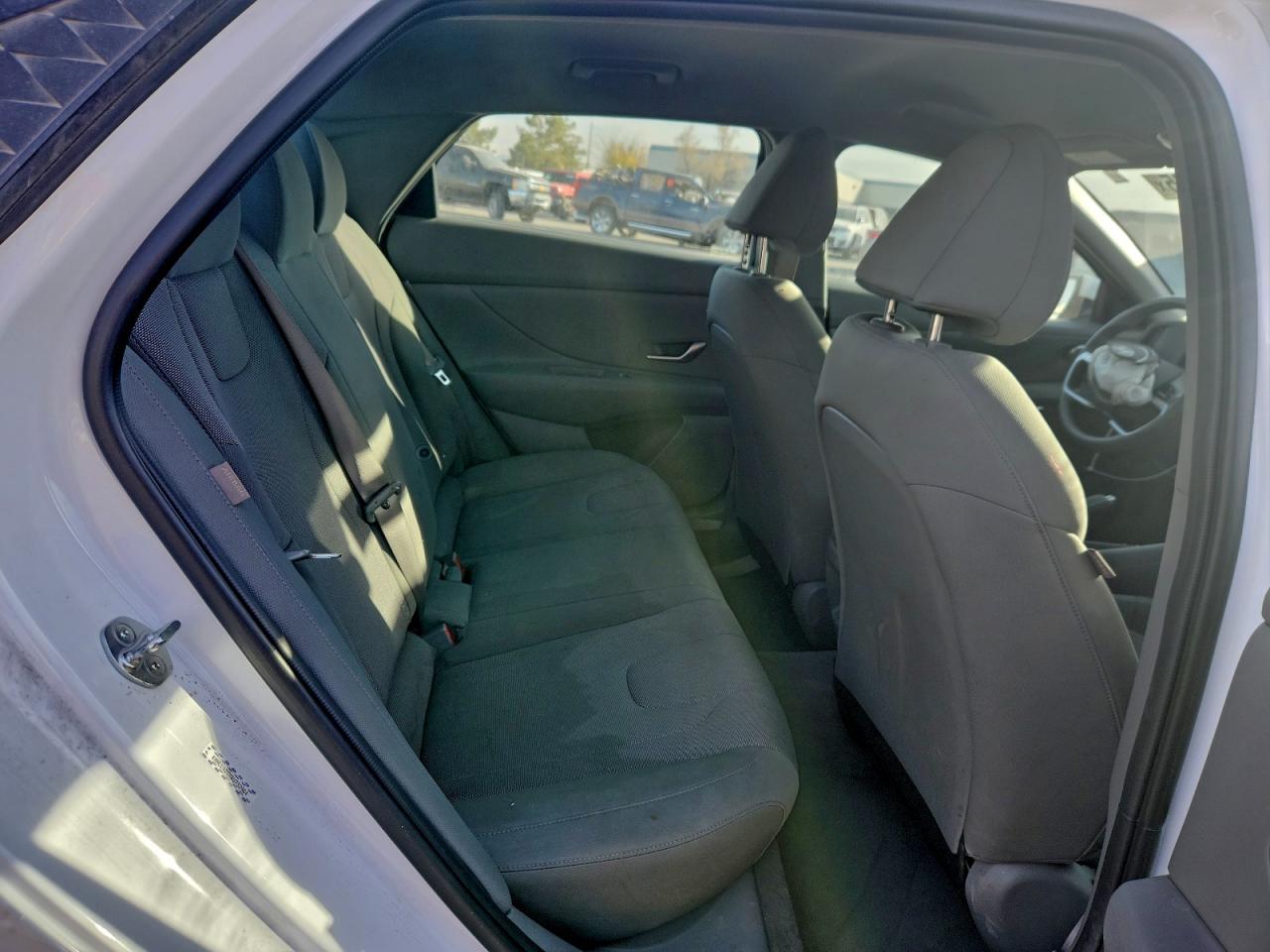 2024 HYUNDAI ELANTRA SE photo 10