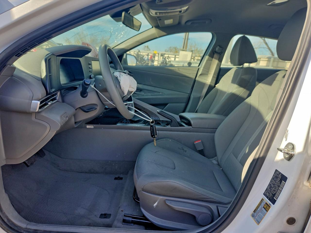 2024 HYUNDAI ELANTRA SE photo 7