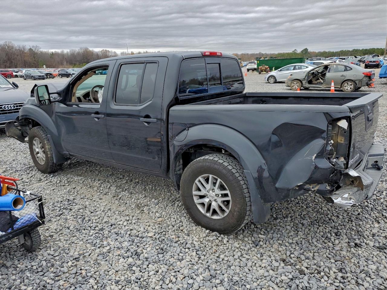 2018 NISSAN FRONTIER S photo 2