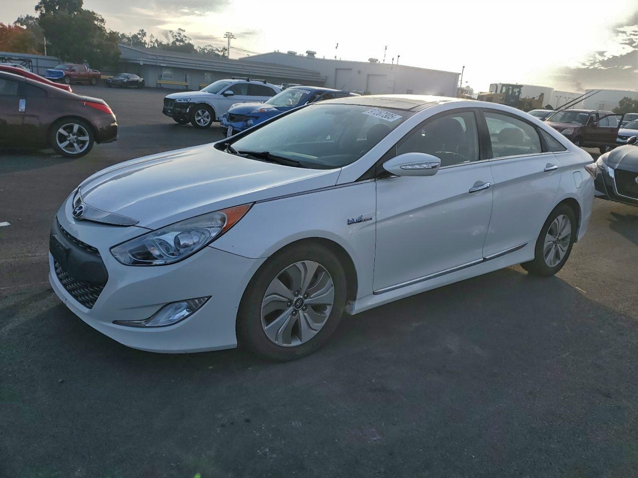 2014 HYUNDAI SONATA