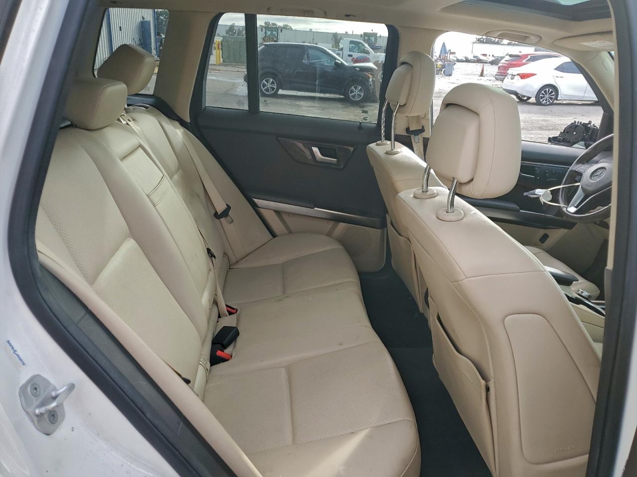 2014 MERCEDES-BENZ GLK 350 photo 11