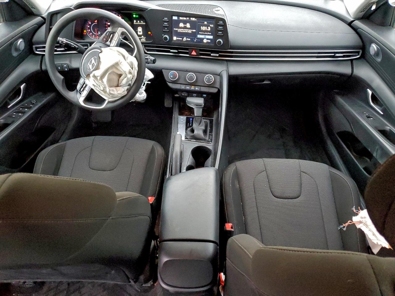 2023 HYUNDAI ELANTRA SE photo 15