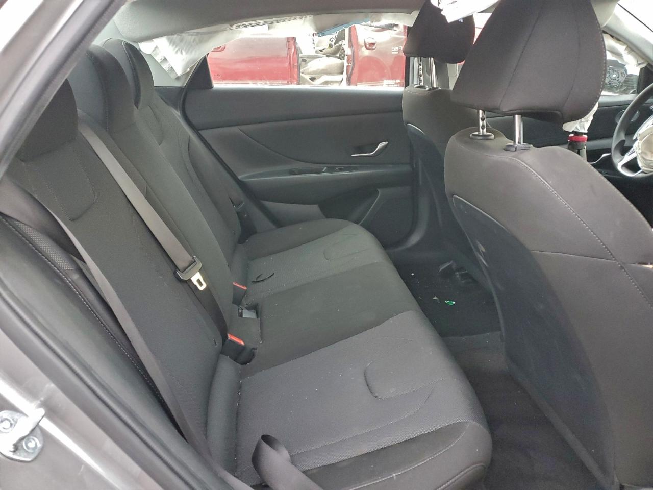 2023 HYUNDAI ELANTRA SE photo 19